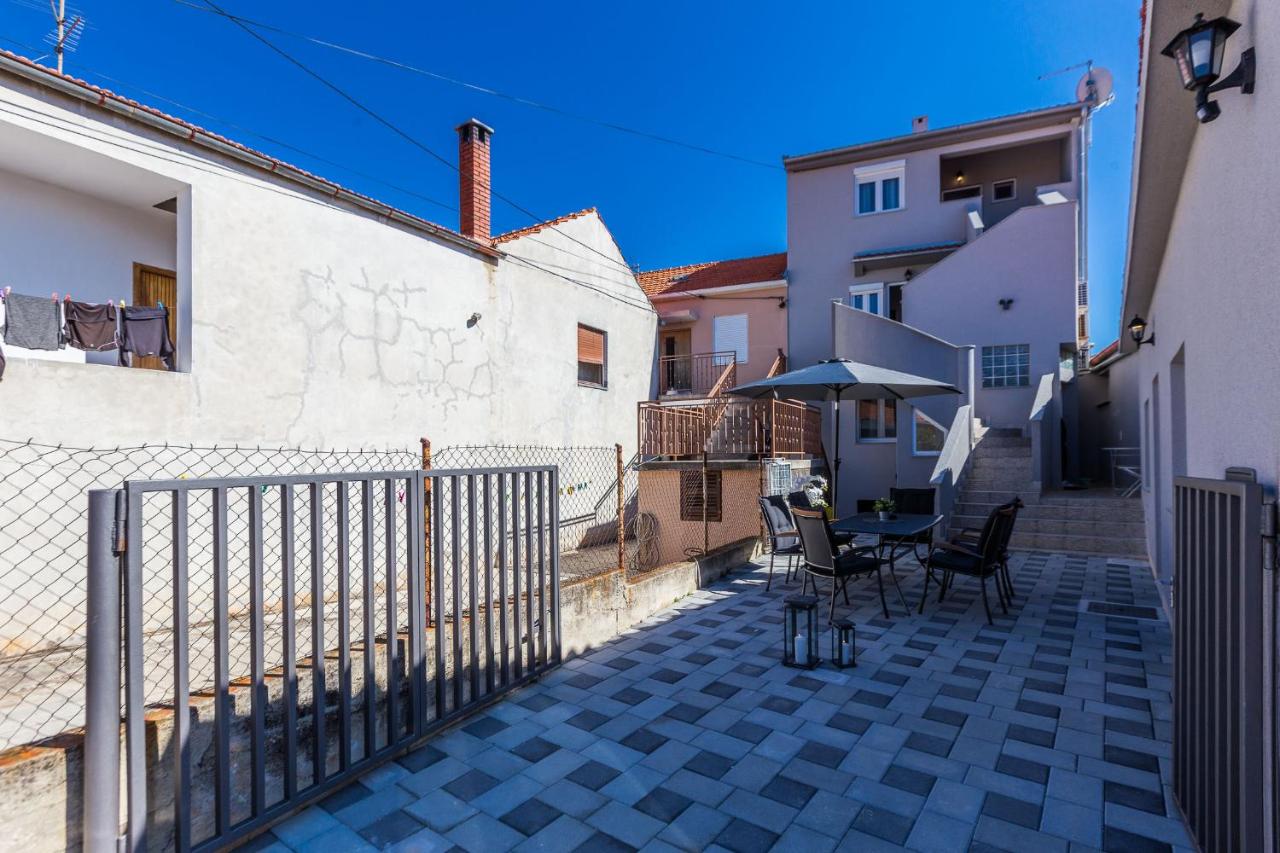 Apartments Mazijini Dvori - B&B Zadar