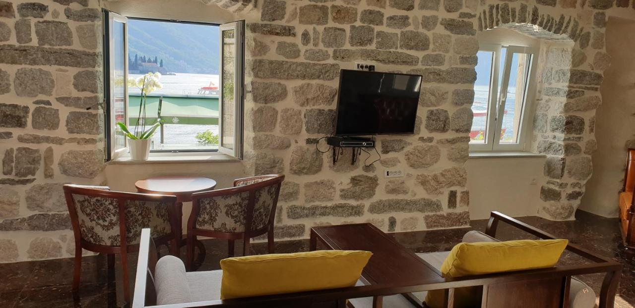 Studio Apartment with Sea View