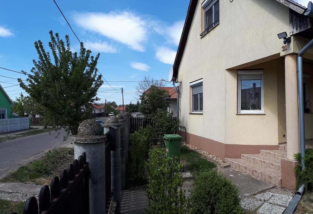 Dyta1 apartman - Chambres d'hôtes Hajdúszoboszló