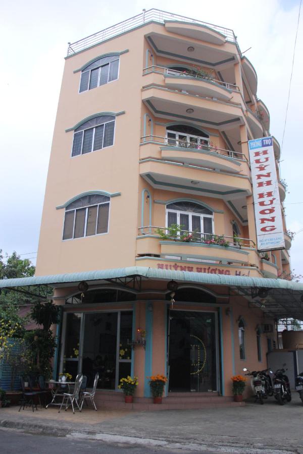Huỳnh Hương Guesthouse - B&B