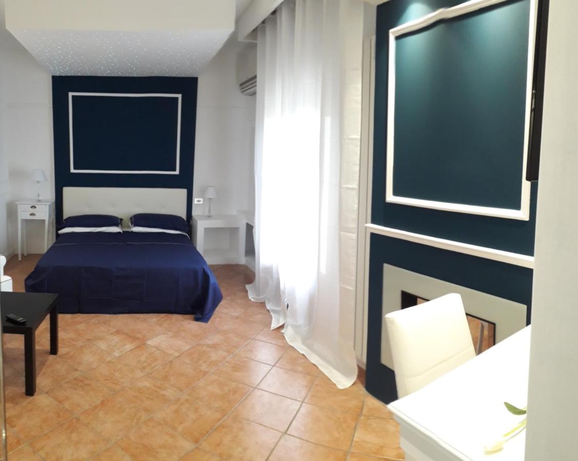 Deluxe Double Room with Shower