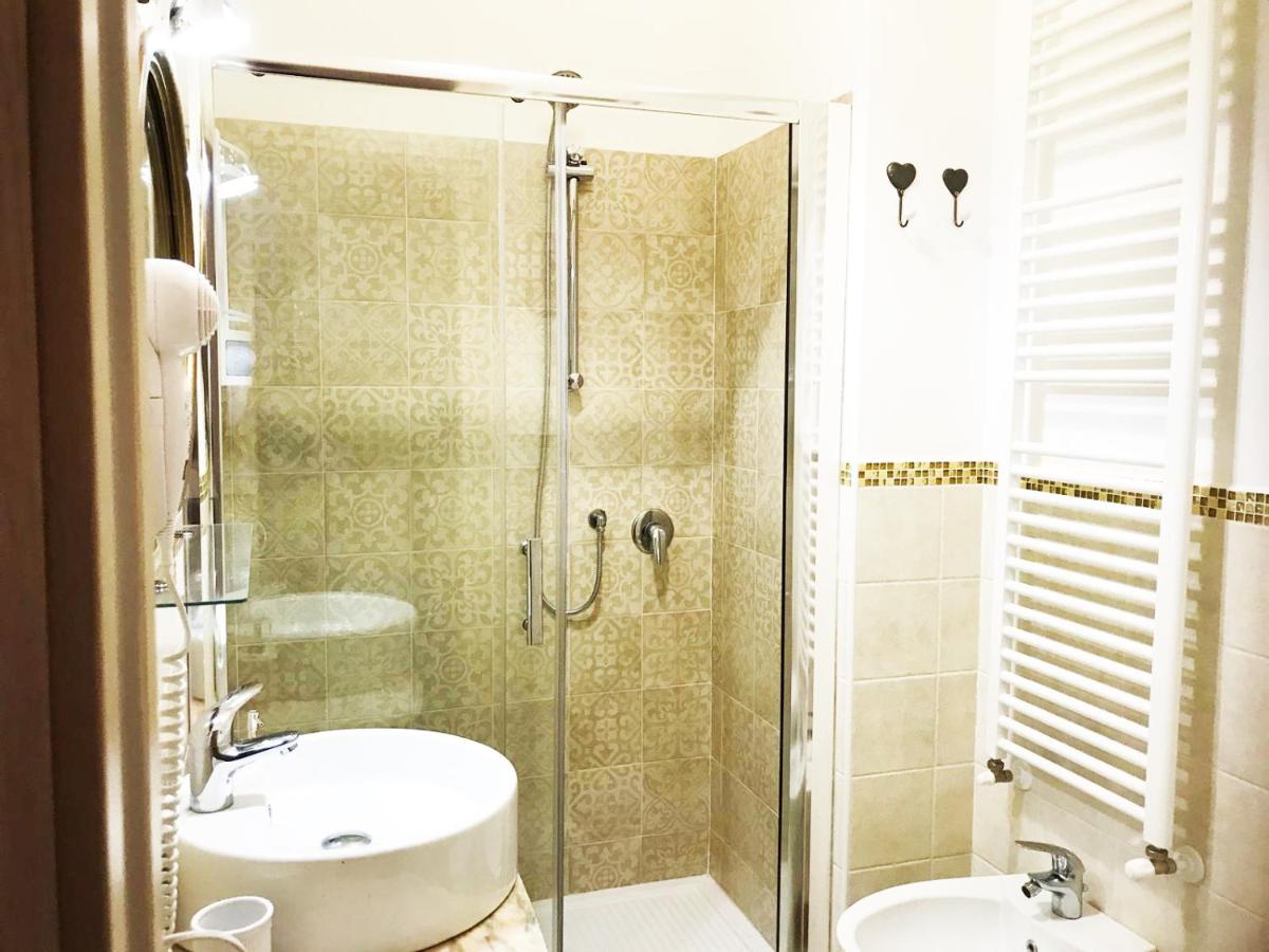 Habitación Familiar con baño privado