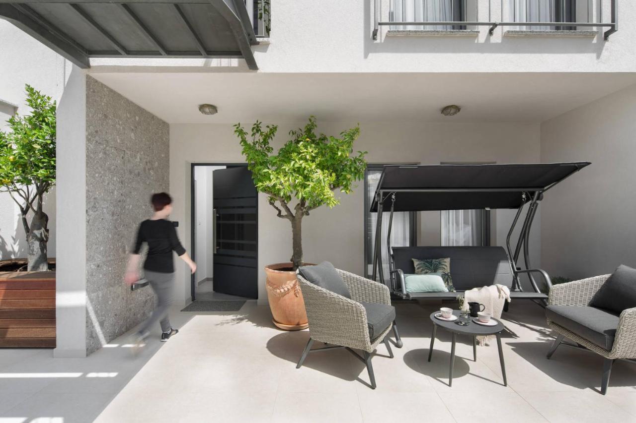 Olive Hill House - ground floor - Chambres d’hôtes Slatine
