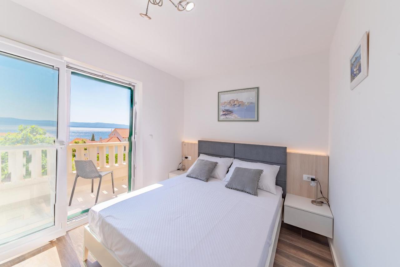 B&B Bol - Casa ol'Bol - Modern New Apartment with Seaview and Terrace! - Bed and Breakfast Bol