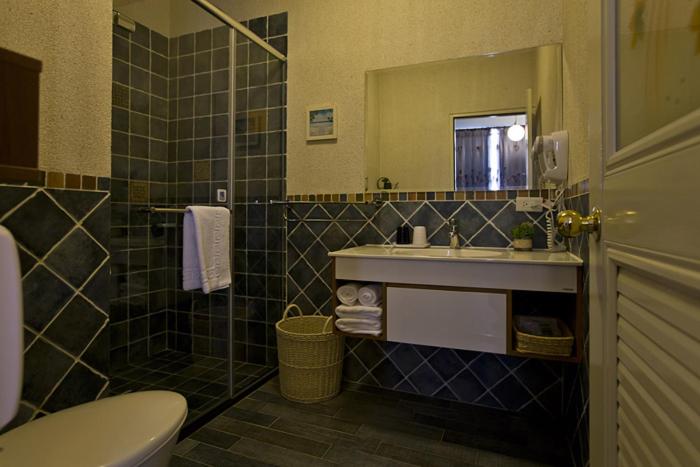 Kamer met Queensize Bed en Balkon