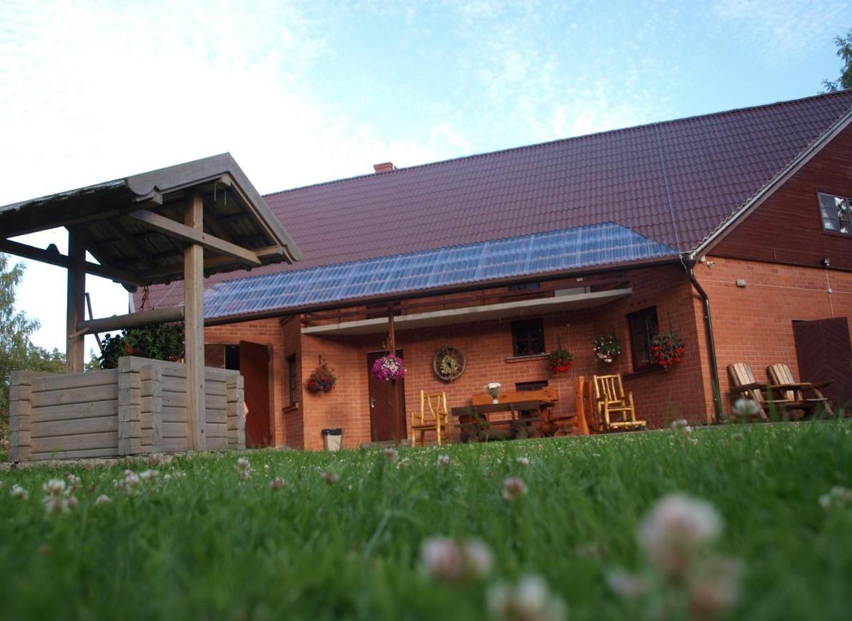 Guest House Pilskalni - B&B Rubene