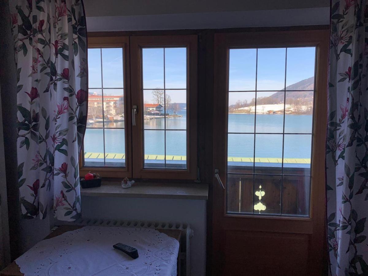 Single Room with Lake View