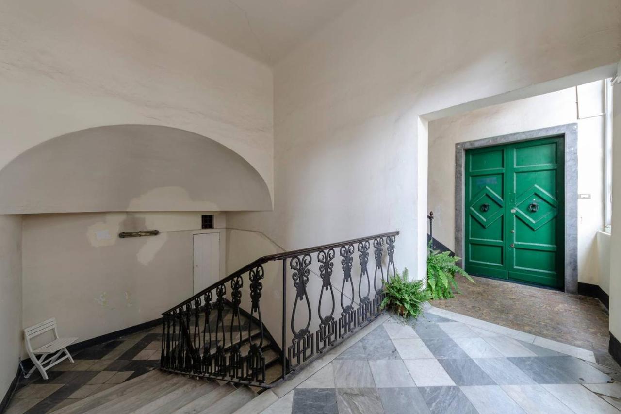 JOIVY Elegant Flat for 7, in the heart of Genoa - B&B Genova