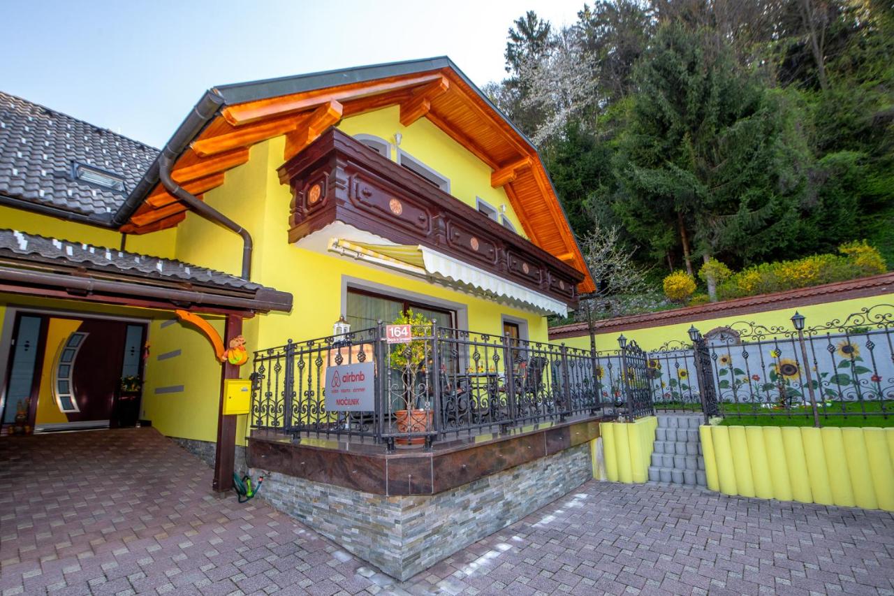 Rooms Močilnik - Bed and Breakfast
