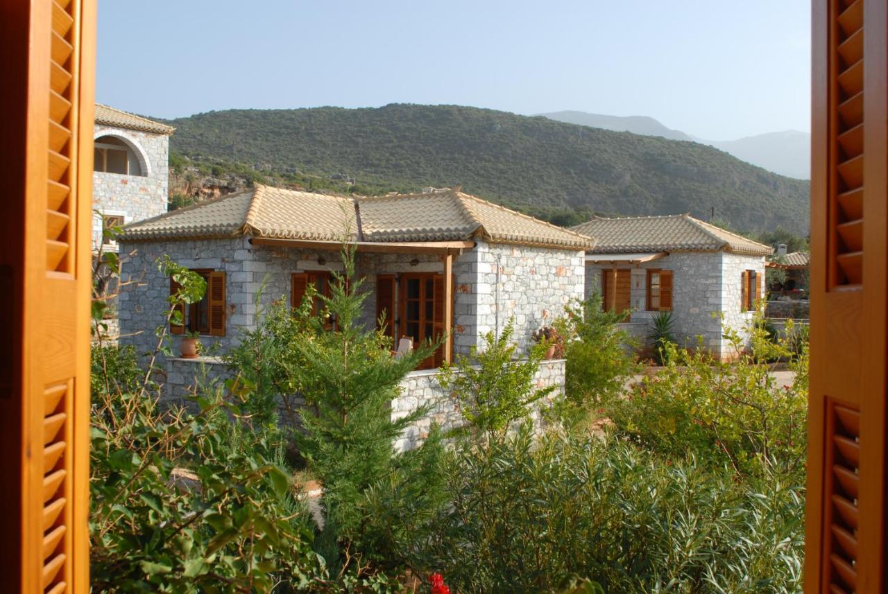 Mouses Apartments-Kardamyli - B&B Kardamýli