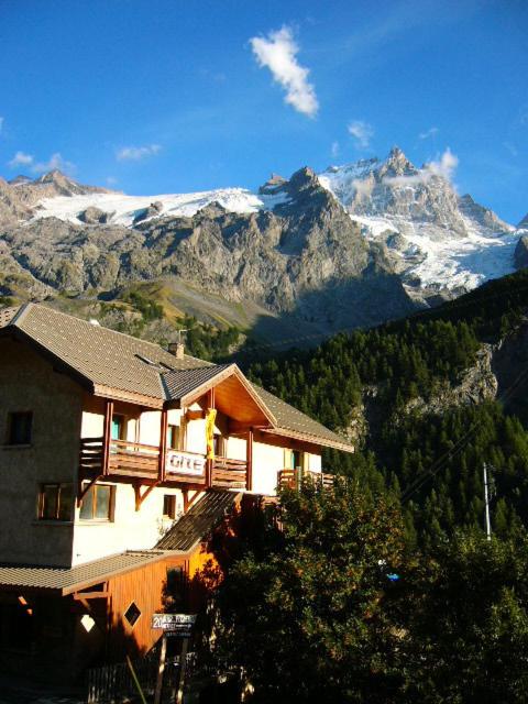 B&B La Grave - Gîte Le Rocher - Bed and Breakfast La Grave