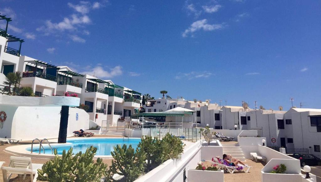 Apartment Portonovo Casa Martin - swimming pool - good Wifi - Old Town - Chambres d'hôtes Puerto del Carmen