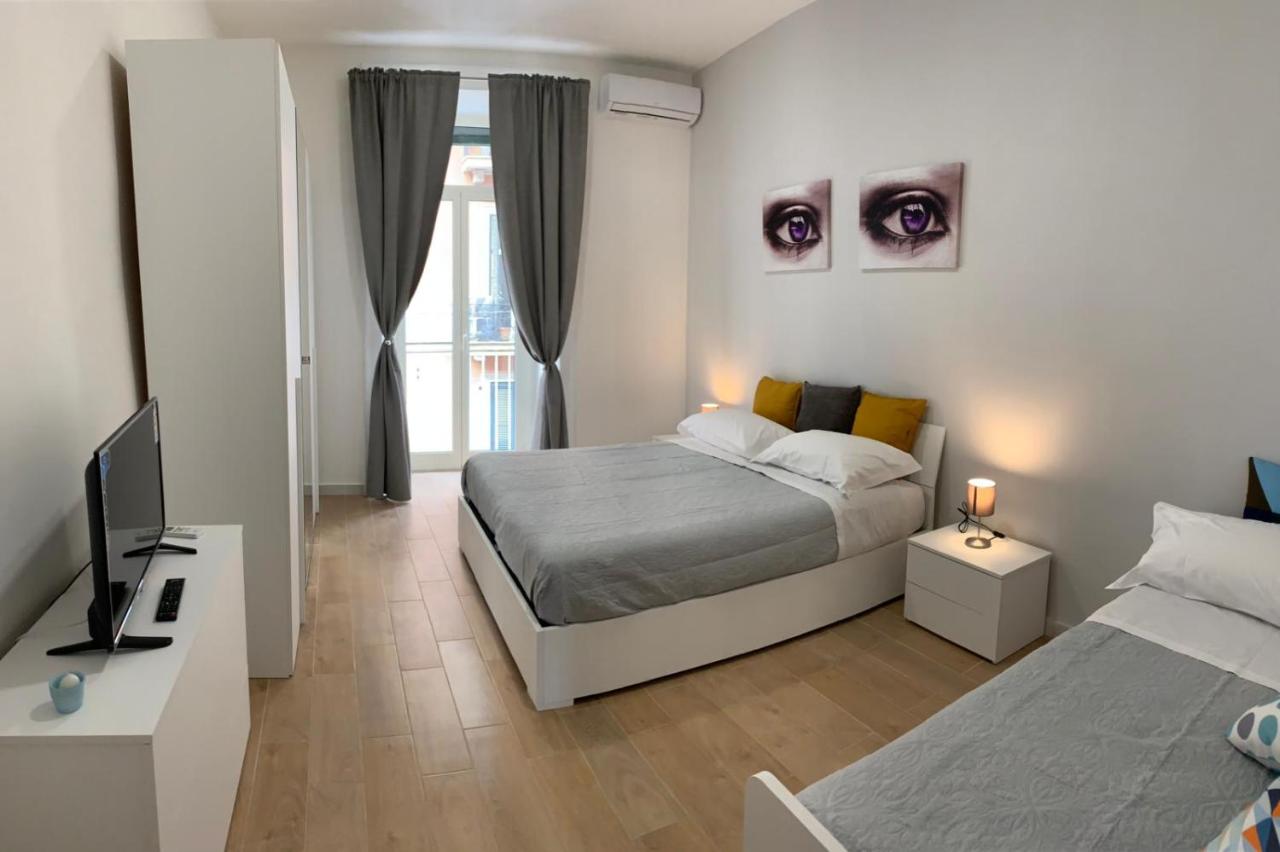 B&B Naples - la terrazza sul porto - Bed and Breakfast Naples