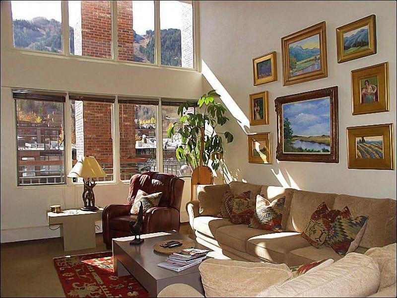 B&B Aspen - 520 Cooper Ave E #305 (203040-6863) Condo - Bed and Breakfast Aspen