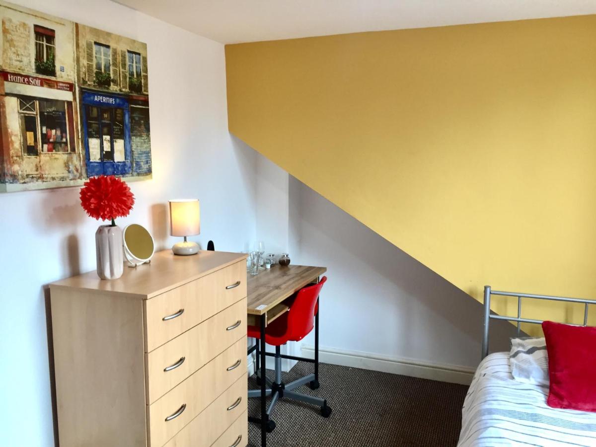 Budget Single Room