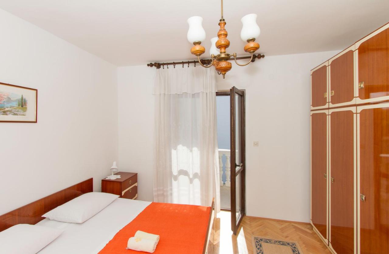 Appartement met 1 Slaapkamer en een Balkon