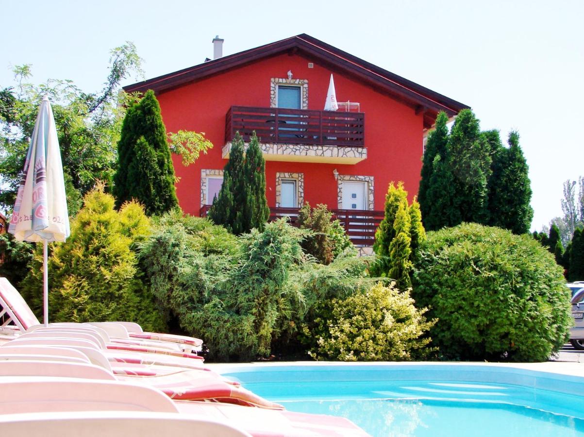 Veronika Villa - Ferienwohnung