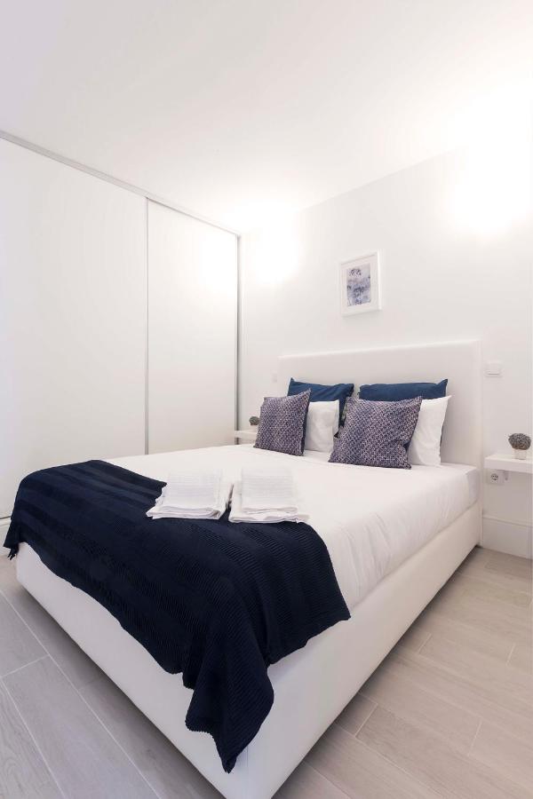 One-Bedroom Apartment with Terrace