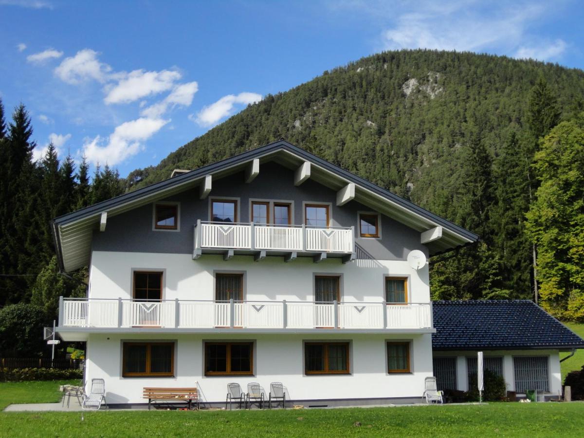 B&B Schladming - Gästehaus Bergrast - Bed and Breakfast Schladming