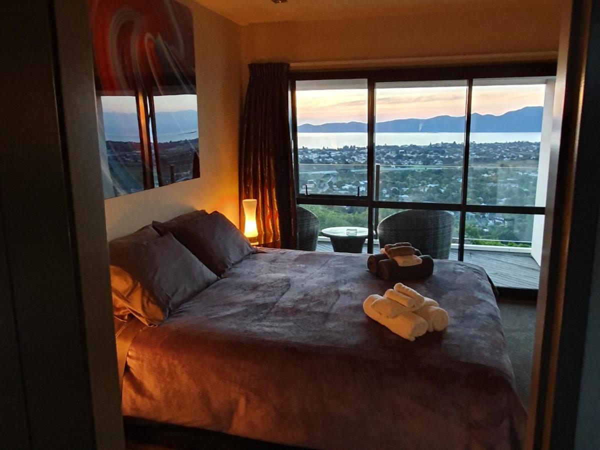 Deluxe Double Room with Balcony and Sea View