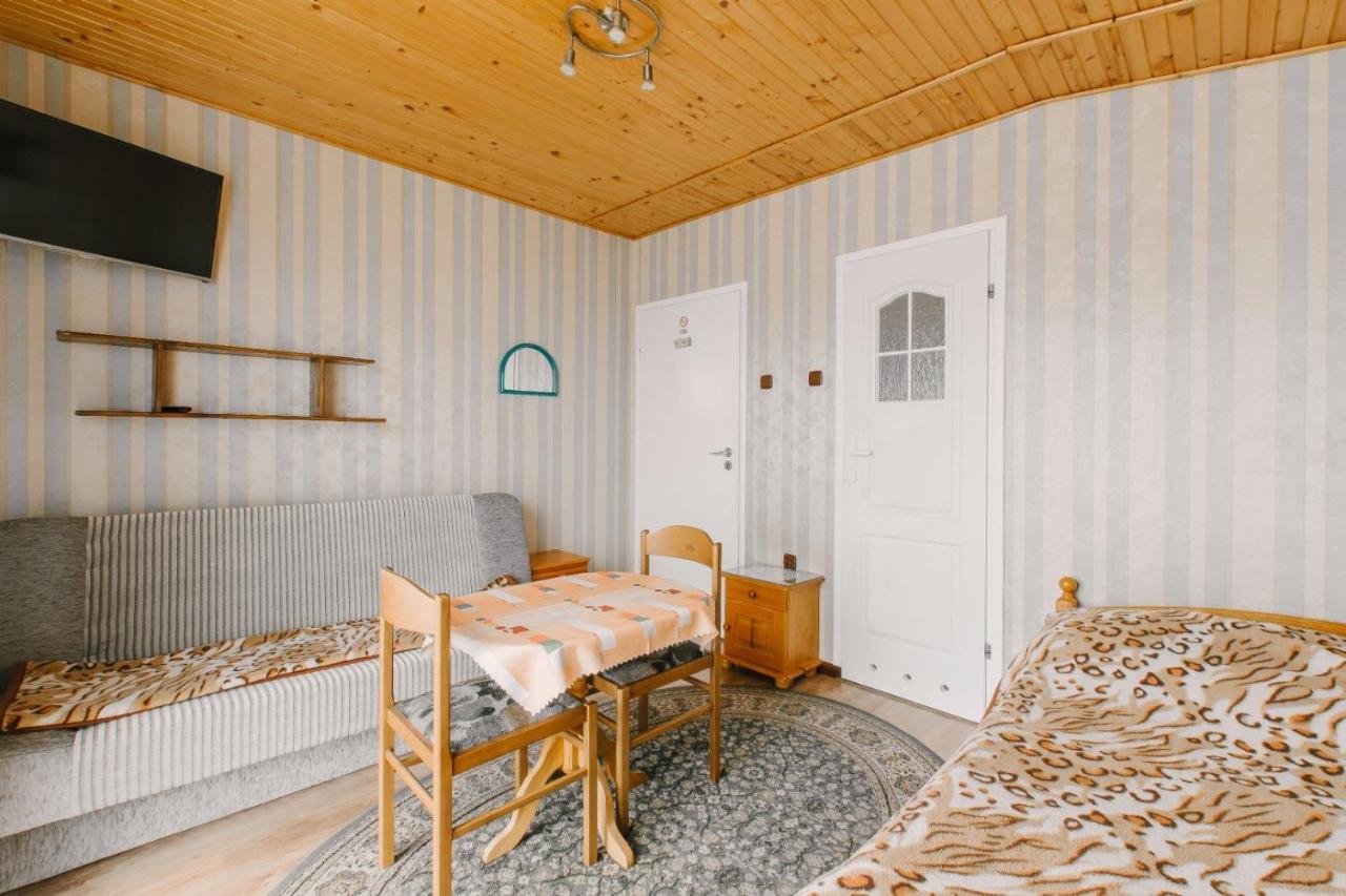 Dreibettzimmer mit Balkon