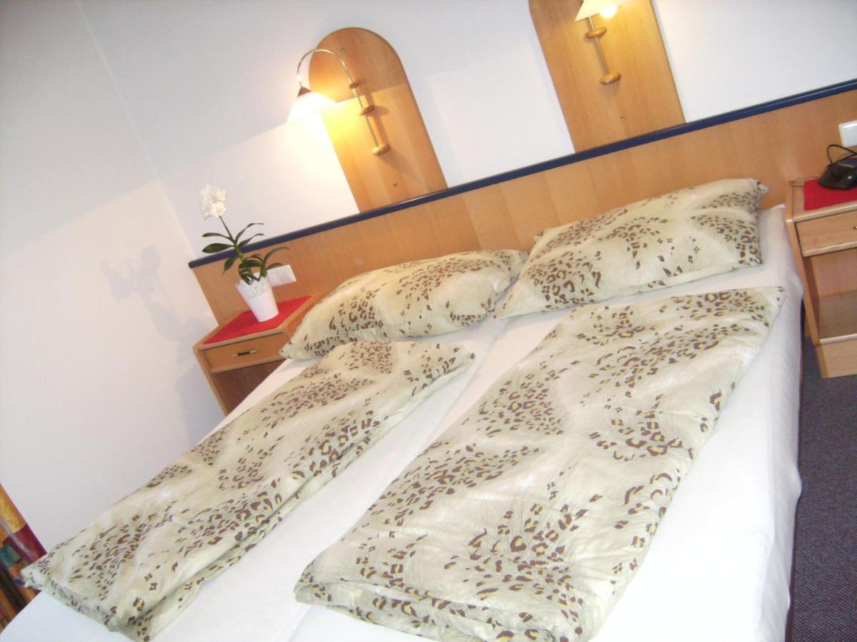 One-Bedroom Apartment with Balcony
