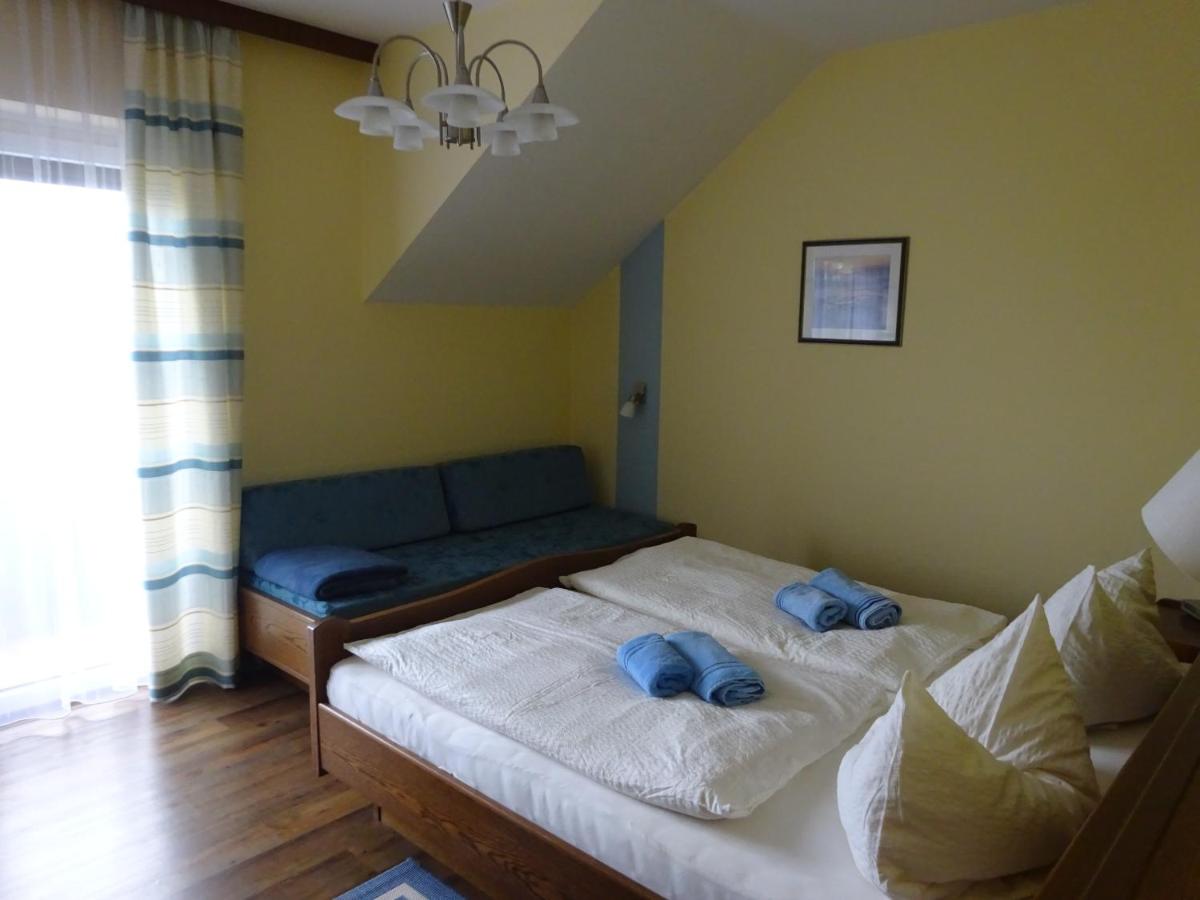 Apartamento de 1 dormitorio con balcón