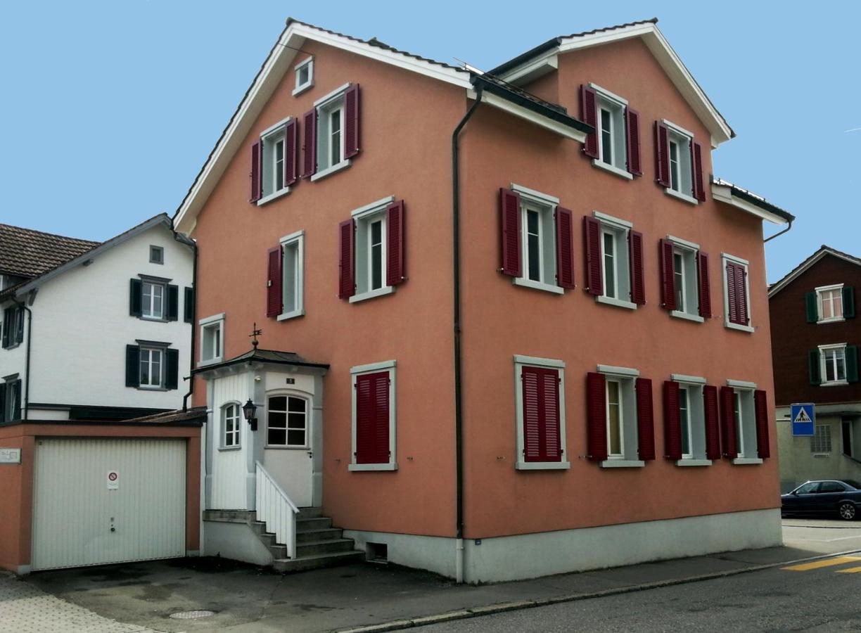 B&B Gossau SG - Ferienwohnungen im Fürstenland - Bed and Breakfast Gossau SG