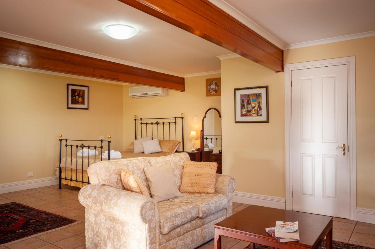 B&B Angaston - Angaston Saleyards Luxury Accommodation - Bed and Breakfast Angaston