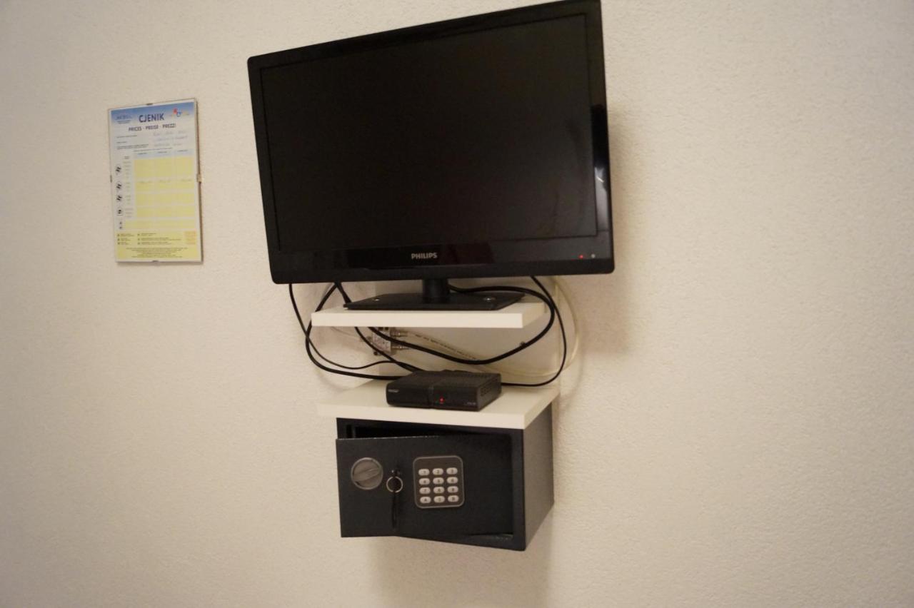 Standard Triple Studio