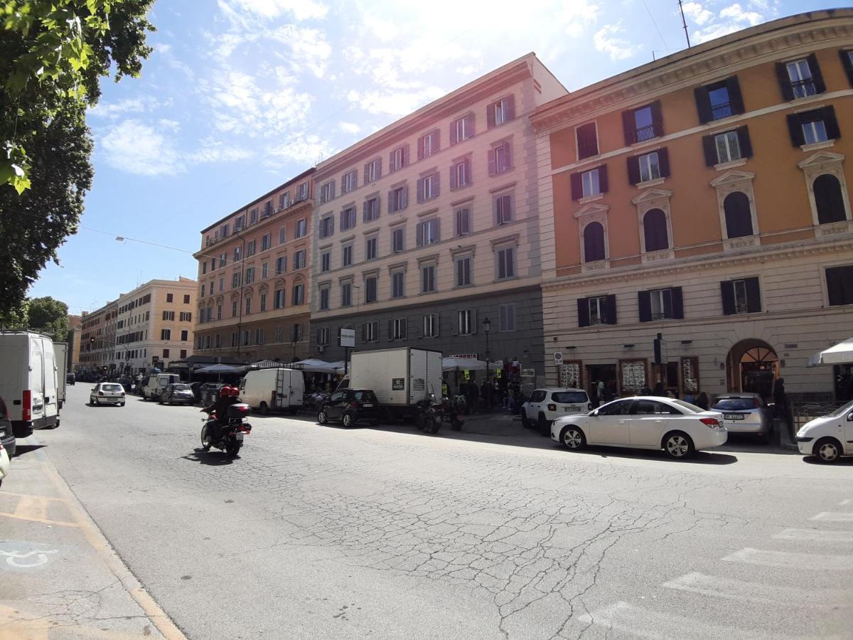 Gialli Vatican Guesthouse - B&B Roma
