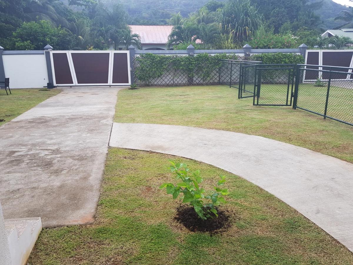 Maison Cattleya Selfcatering Apartment - Ferienwohnung Victoria