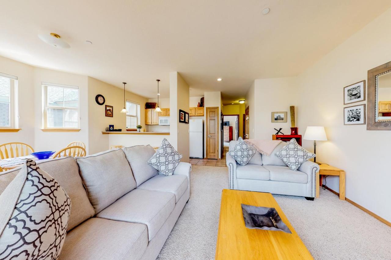 Tarn Landing B7 - Bed and Breakfast Frisco