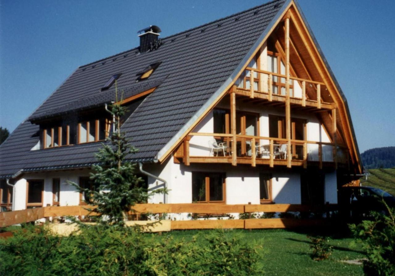 4-Sterne Ferienhaus Rösslewiese Hinterzarten - Chambres d’hôtes