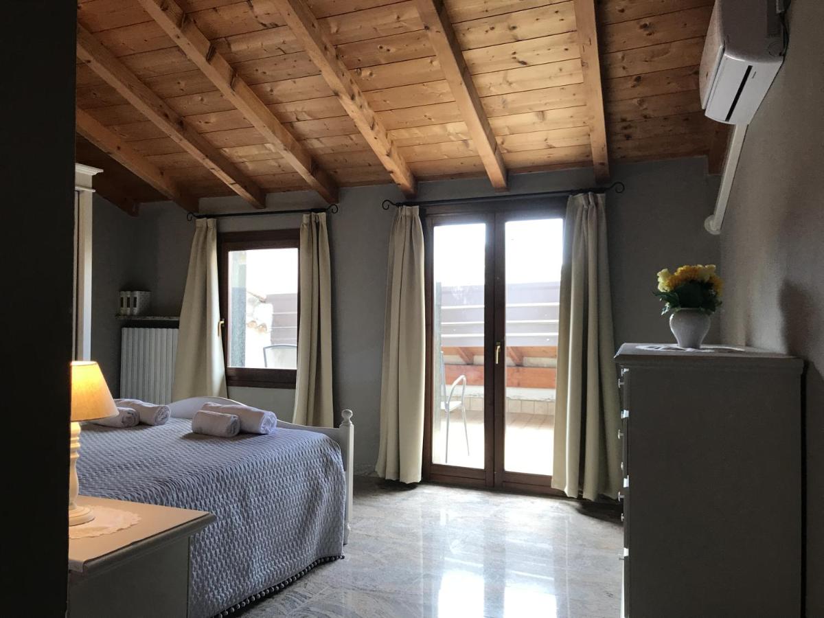 Apartamento de 2 dormitorios con terraza
