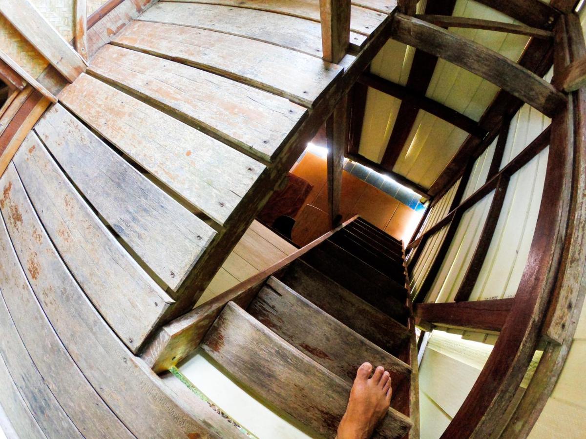 Rock Inn Bailan - B&B Ko Chang