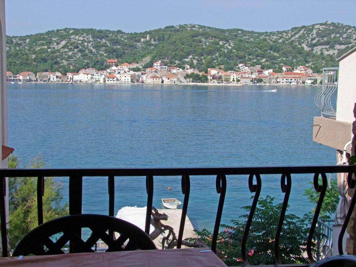One-Bedroom Apartment with Balcony and Sea View