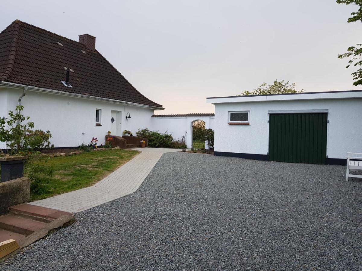 Nordseeblick Ferienhaus - B&B Wobbenbüll