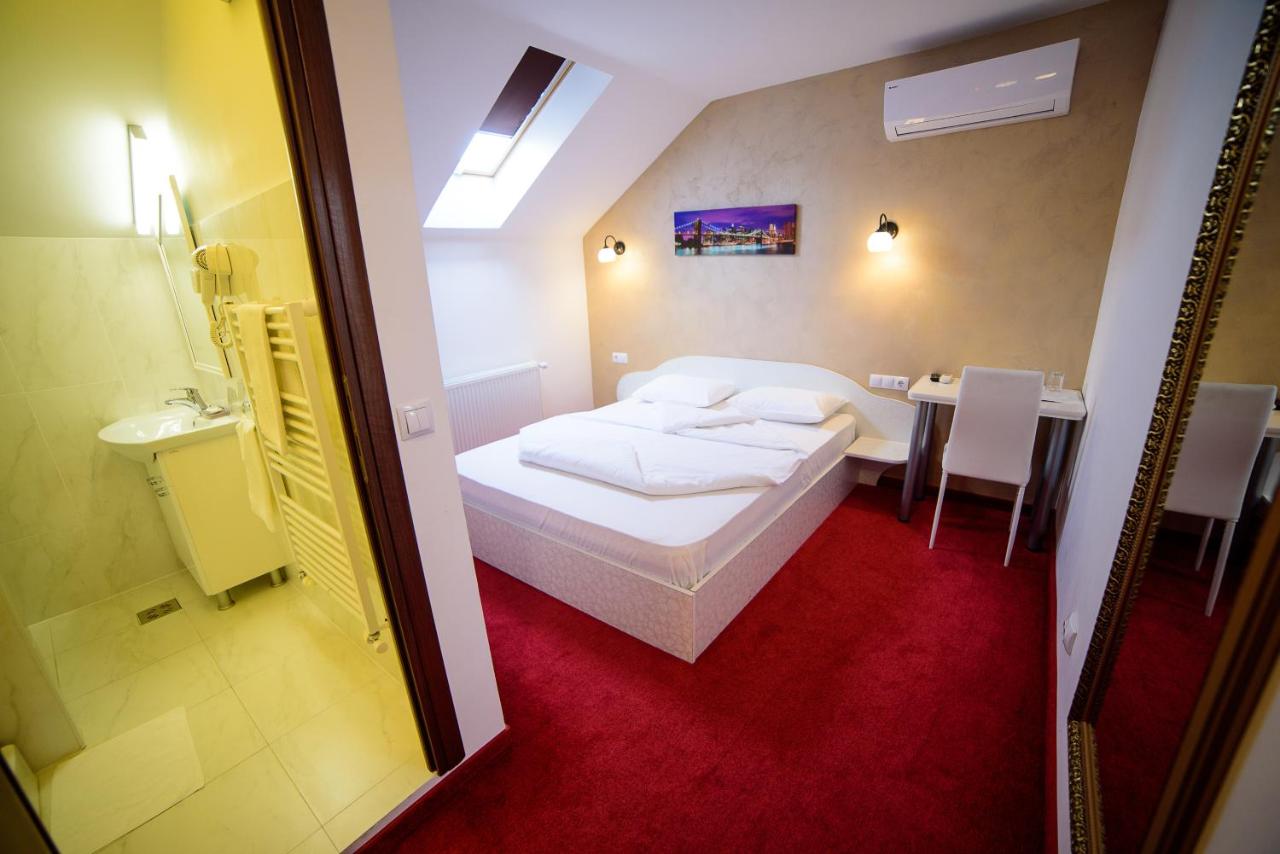 Doppelzimmer mit eigenem Bad