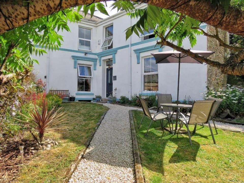 2 Emma Place - B&B Bodmin