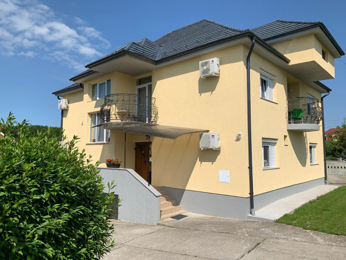 Pensiunea Cory - B&B