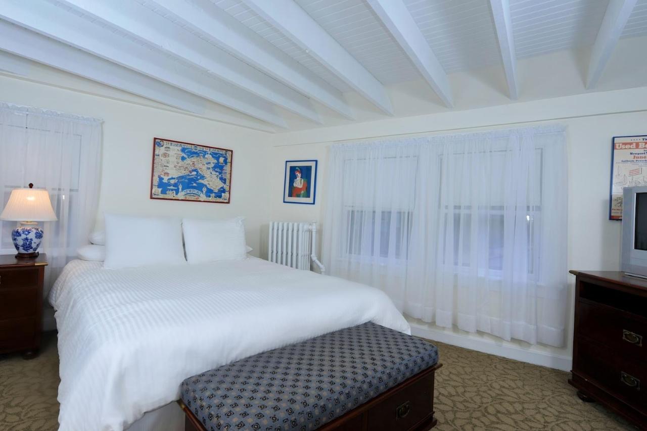 Carriage House Room