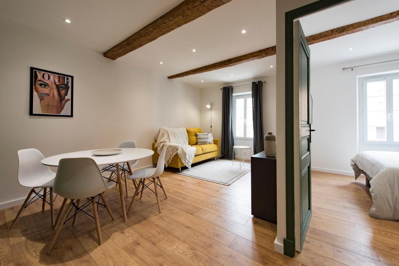 APPARTEMENT 2 NEUF sur le port à coté de la plage - Chambres d’hôtes Saint-Raphaël