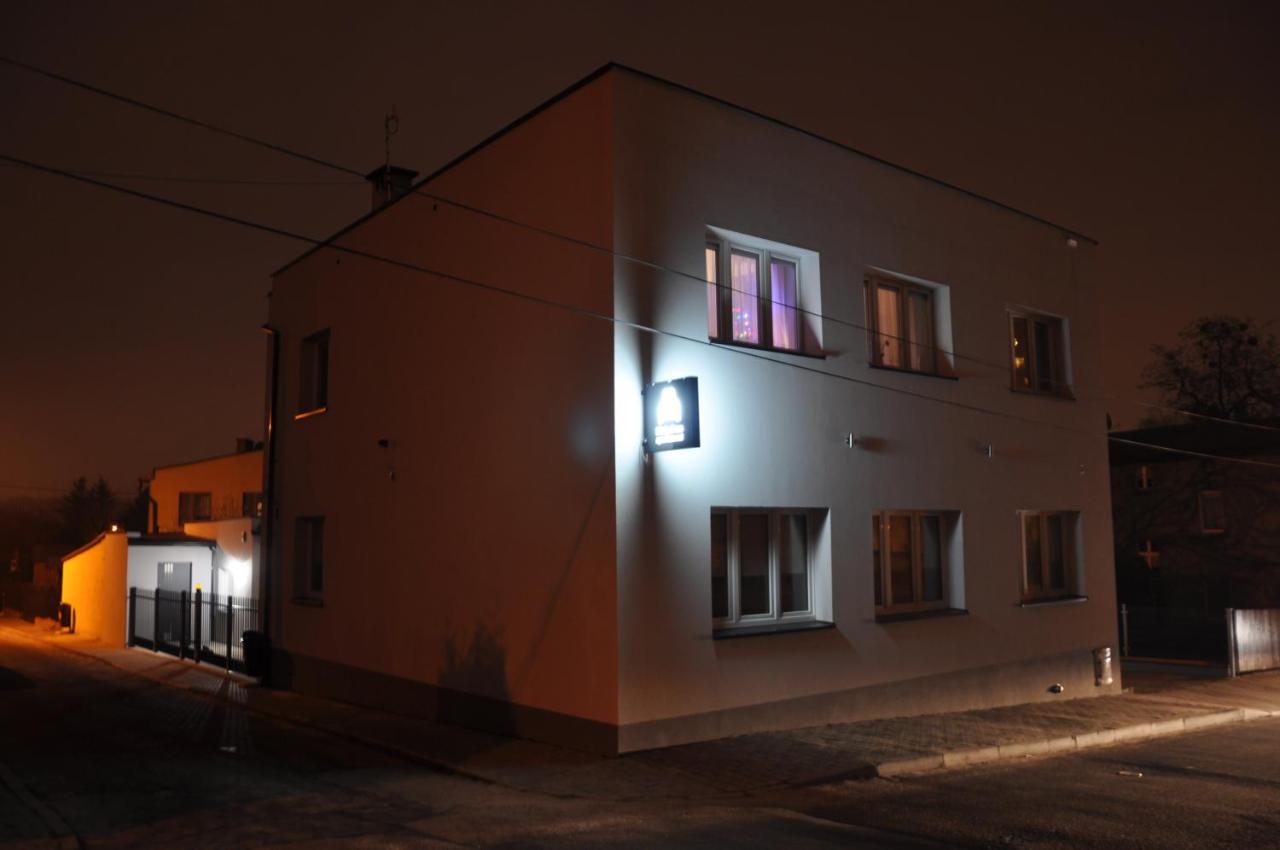 Biały Dom - 2 Bedrooms - B&B Katowice