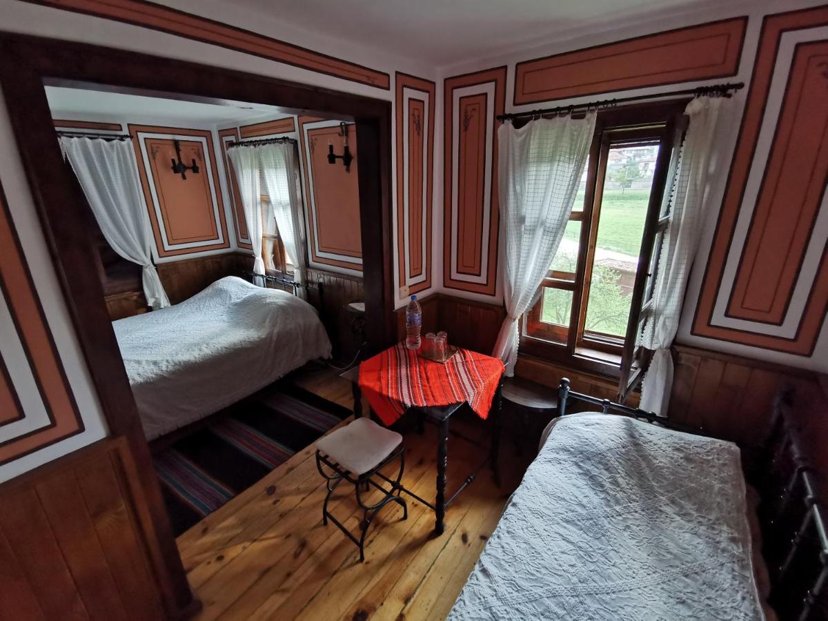 Dreibettzimmer mit eigenem Bad