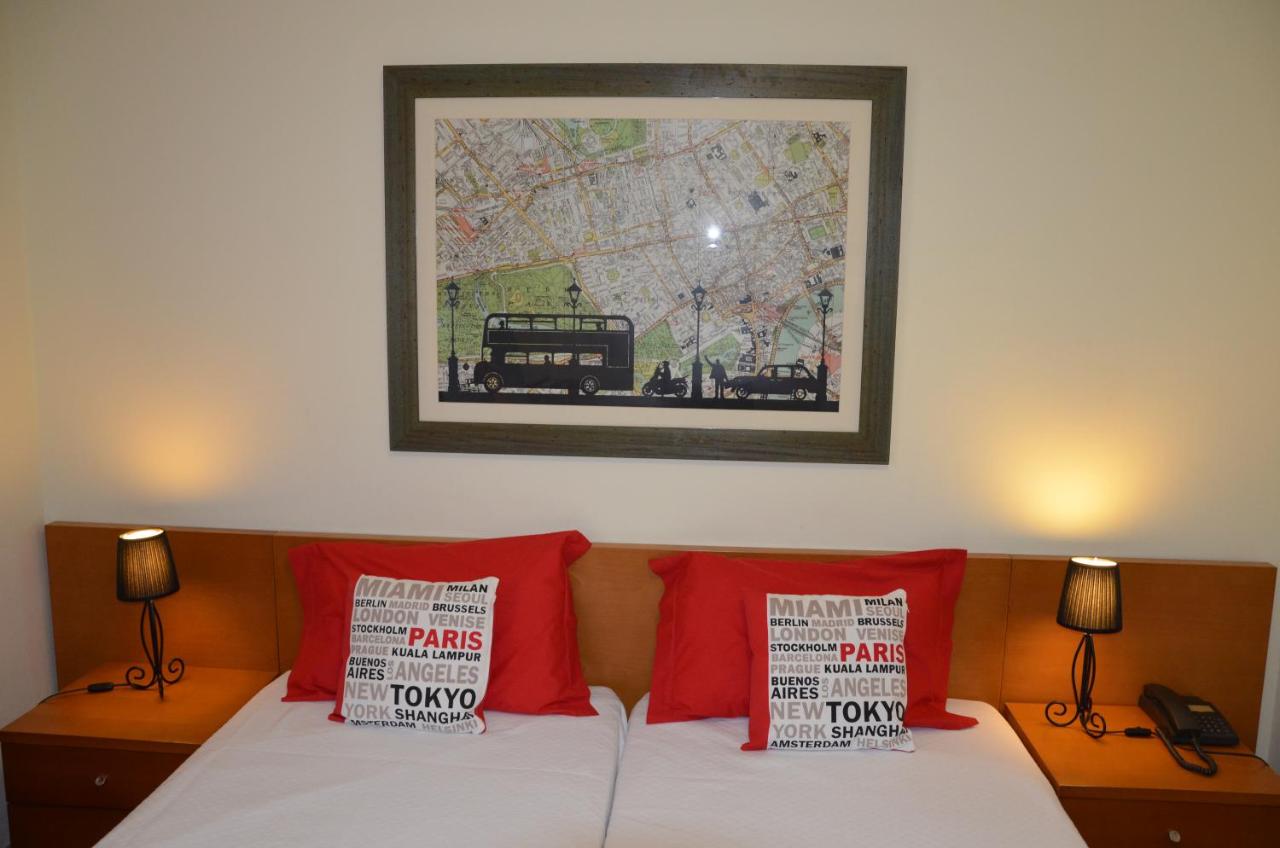 Standard Twin Room