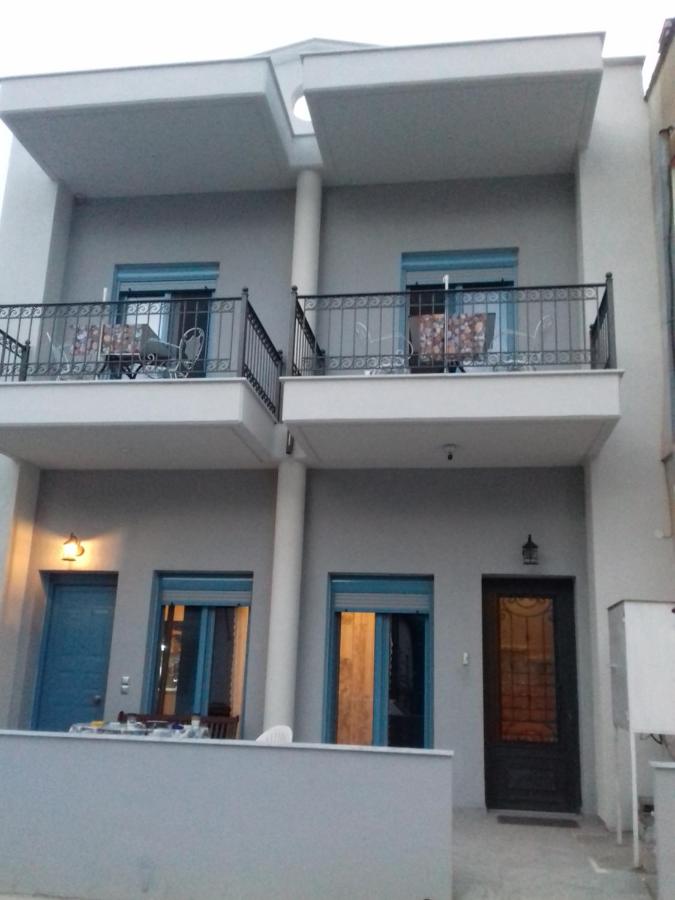 KOSTAS FAMILY ROOMS - Ferienwohnung