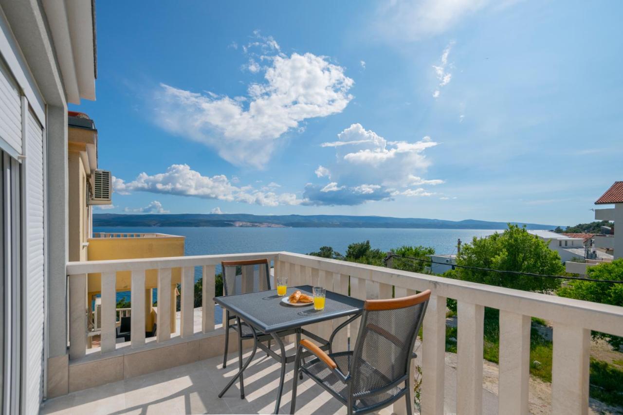 Apartment with Sea View