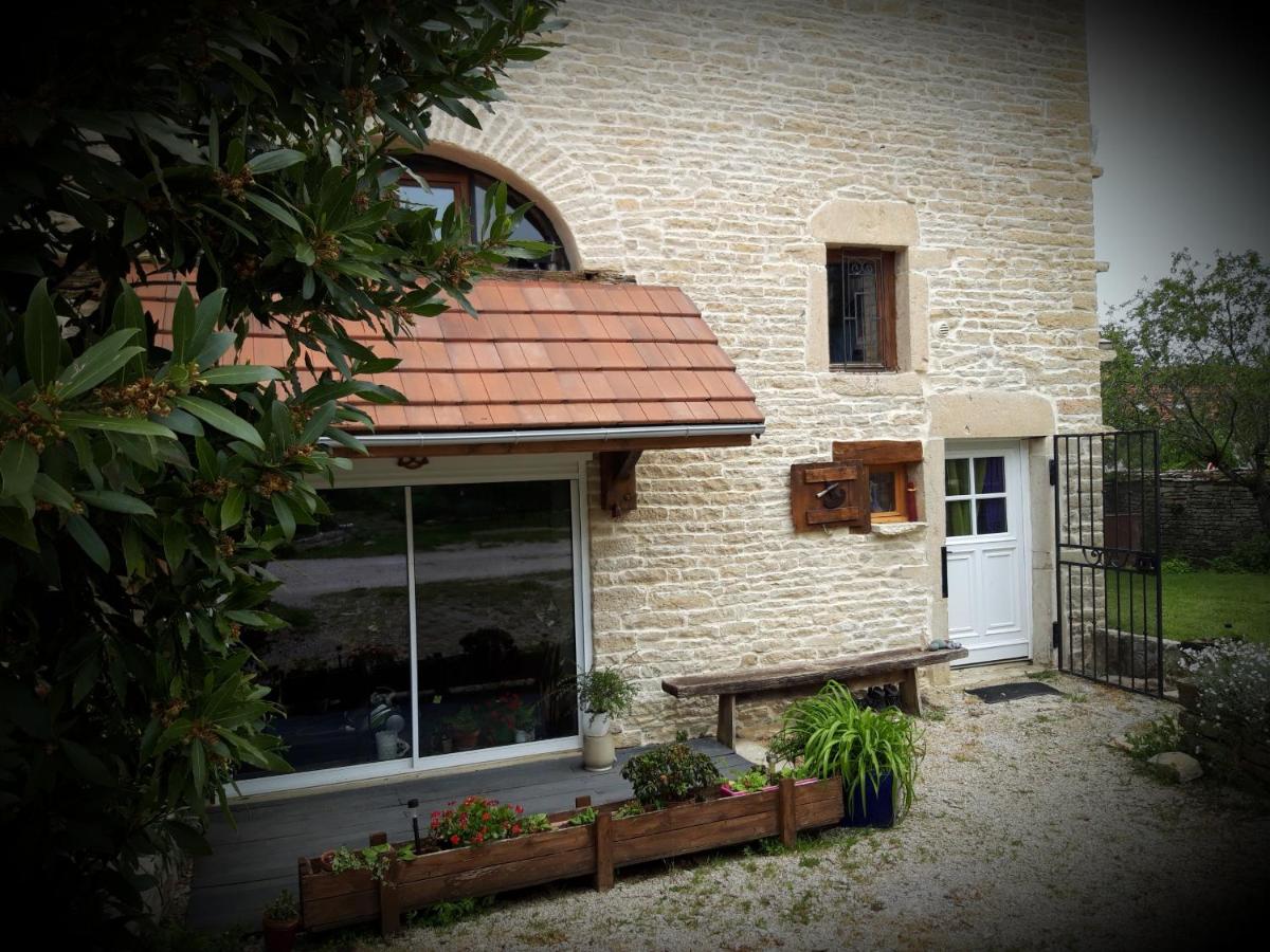 B&B Fussey - Le bois de laval - Bed and Breakfast Fussey