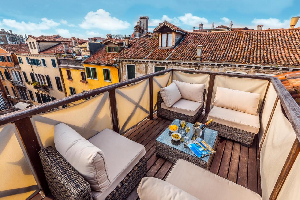 Ca' Del Teatro Terrace in San Marco District - B&B
